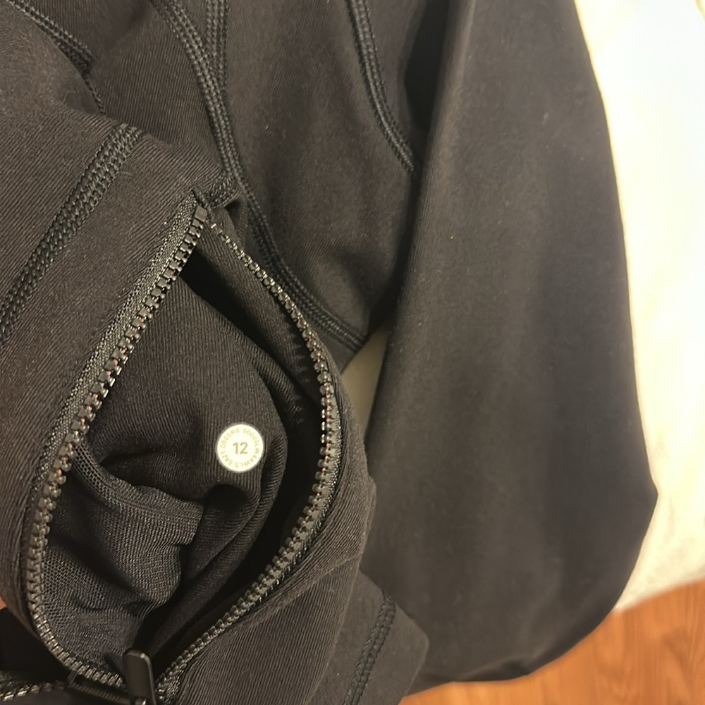 Lululemon Black Define Jacket Size 12 - image 5